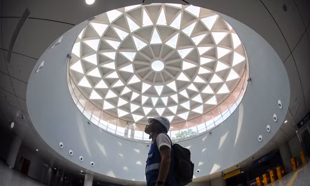 Cận cảnh 2 ga ngầm siêu hiện đại thuộc tuyến Metro số 1