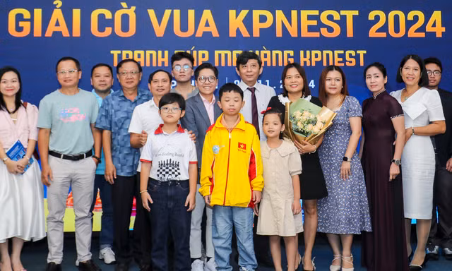 Kỳ thủ Lê Quang Liêm về nước đấu giải quốc nội sau 10 năm