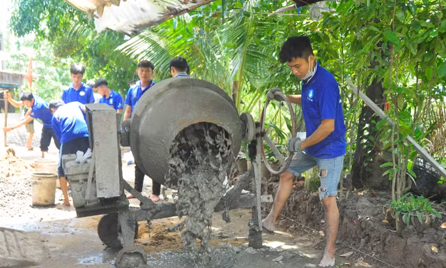 Nhiều công trình, phần việc ý nghĩa của tuổi trẻ ĐBSCL trong chiến dịch hè