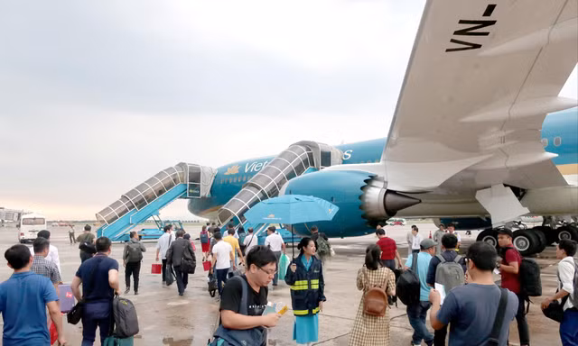 Các hãng hàng không Việt Nam đồng loạt dừng khai thác nhiều đường bay đi/đến Hàn Quốc, do lượng hành khách đi lại giữa 2 nước giảm mạnh. Ảnh minh họa.