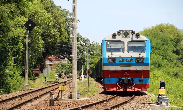 Đường sắt 100.000 tỷ đồng liên vận Hải Phòng-Trung Quốc tốt cho ai?
