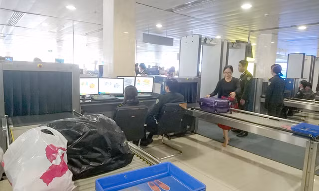 Cục Hàng không cấm bay 2 hành khách 