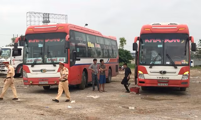 Tổng kiểm tra quản lý ô tô kinh doanh trên cả nước