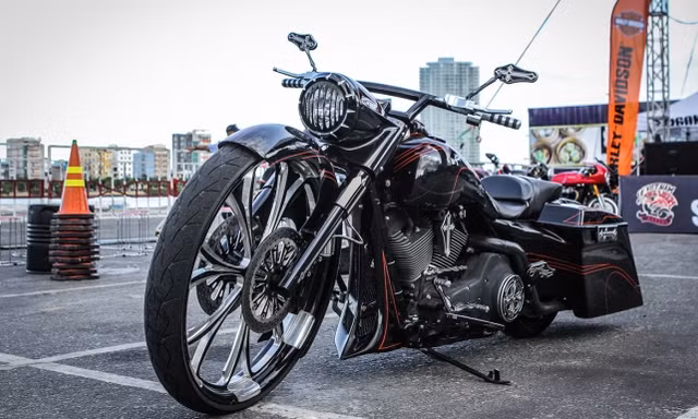 Xế độ đẹp nhất Vietnam Bike Week 2016