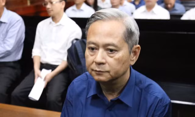 Ông Nguyễn Hữu Tín, nguyên Phó Chủ tịch UBND TPHCM bị đề nghị khai trừ Đảng
