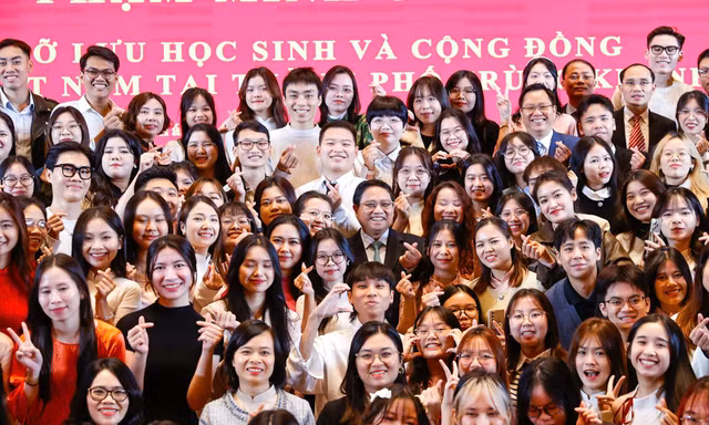 Thủ tướng: Cộng đồng người Việt tại Trùng Khánh là 'cầu nối hữu nghị' Việt Nam- Trung Quốc