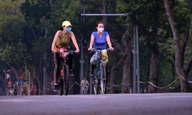 Hà Nội: 4 quận, huyện giảm cấp độ dịch trở thành vùng xanh