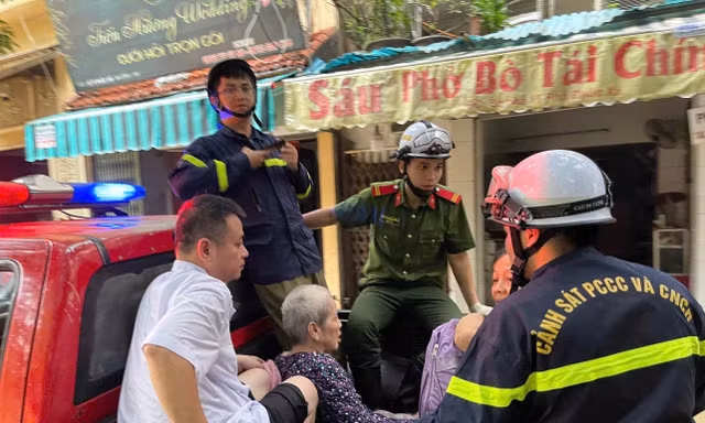 Hà Nội: Di chuyển Bệnh viện Hoè Nhai và Medlatec khỏi khu vực ngập úng