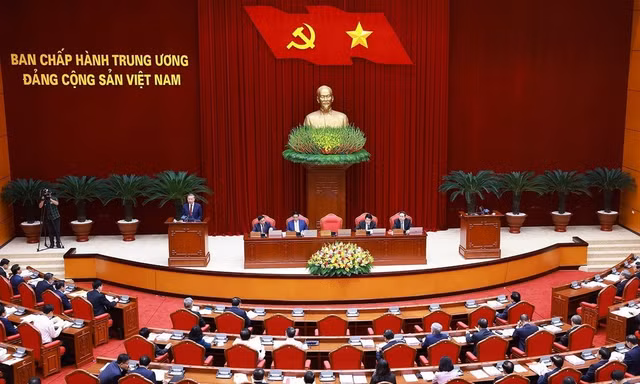 Trung ương đồng ý cho hai nhân sự thôi chức Uỷ viên Trung ương khóa XIII
