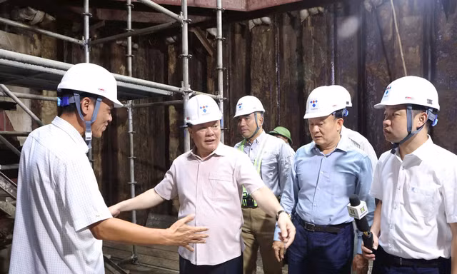 Bí thư Hà Nội kiểm tra tiến độ hệ thống xử lý nước thải Yên Xá 