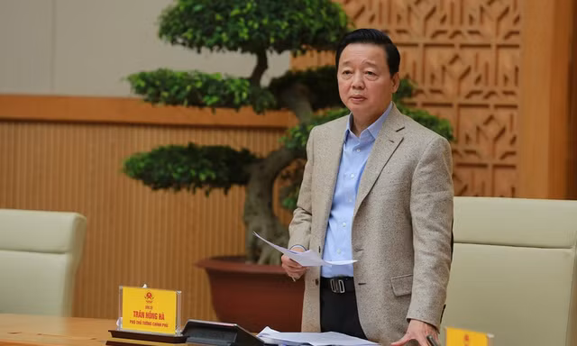 Phó Thủ tướng: Tiếp tục thực hiện nghiêm quy định trật tự, an toàn giao thông