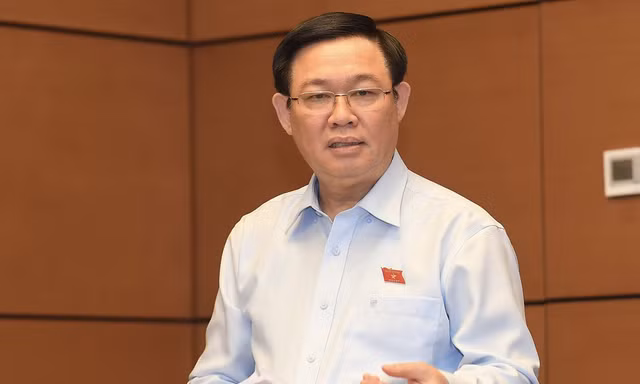 Bí thư Thành ủy Hà Nội Vương Đình Huệ. 