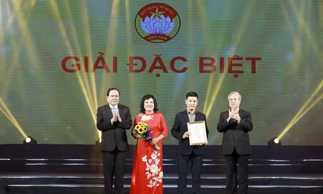 Trao 81 giải thưởng báo chí 'Vì sự nghiệp đại đoàn kết toàn dân tộc'