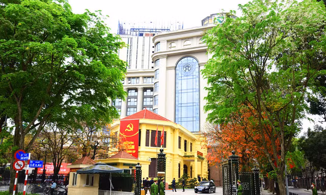 Không để 'lọt' vào cấp ủy người có biểu hiện giàu nhanh, nhiều tài sản mà không giải trình được