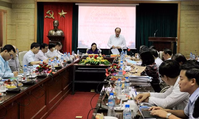 Toàn cảnh cuộc làm việc. Ảnh: Trường Phong
