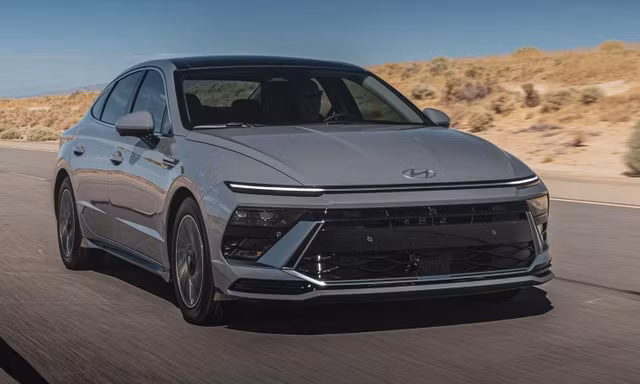 Hyundai nhận cú hích bất ngờ từ mảng sedan