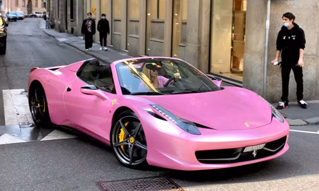 Ferrari siết chặt tính cá nhân hóa trên nhiều siêu xe