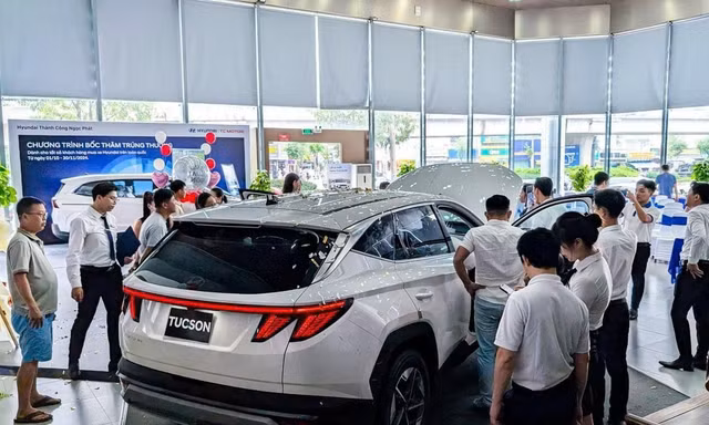 Thị trường ô tô Việt khởi sắc