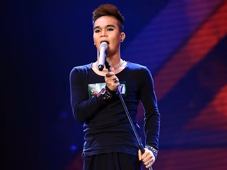Lê Việt Đăng Khoa hát 'You and I' như nhạc kịch