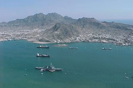 Khu vực eo biển Bab al-Mandeb.