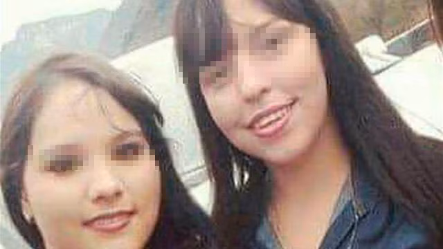 Nitzia Mendoza (18 tuổi) và Clarissa Morquecho (17 tuổi) thiệt mạng do máy bay tông trúng.