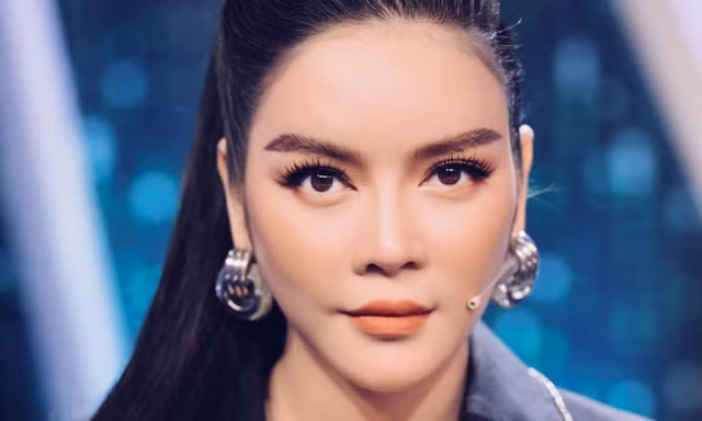 Lý Nhã Kỳ lại gây sốc với màn khoe tài sản táo bạo “Đi ăn trả sổ đỏ thay tiền”