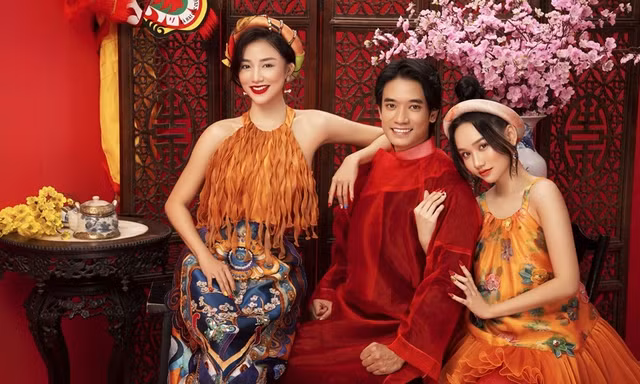 Bộ ảnh đón Tết khiến khán giả “đu trend” nhiều nhất: Trúc Anh, Salim sánh đôi cùng “soái ca” châu Âu Samuel An 