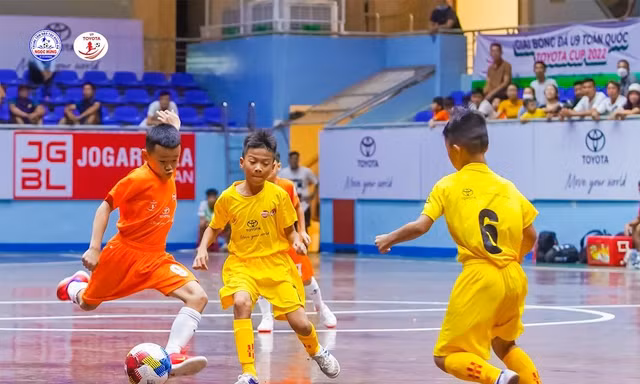 4 gương mặt xuất sắc nhất vào vòng bán kết giải bóng đá U9 toàn quốc TOYOTA Cup 2022