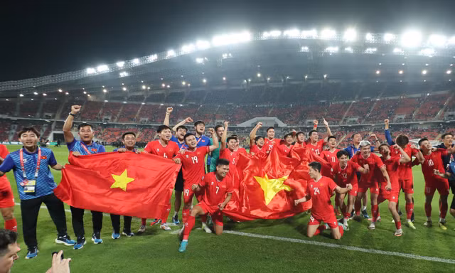 Thủ tướng Phạm Minh Chính chúc mừng đội tuyển Việt Nam vô địch ASEAN Cup 2024