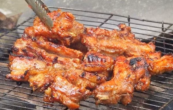 9 thực phẩm không nên ăn vào mùa hè