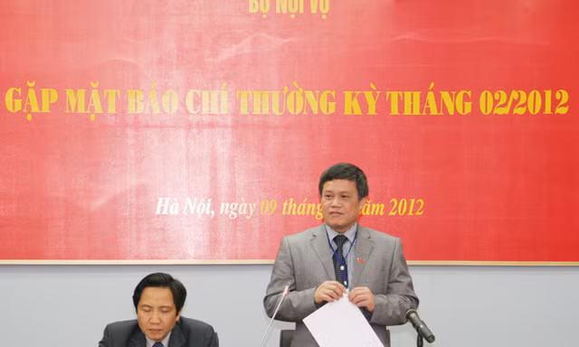 Lãnh đạo Bộ Nội vụ tại cuộc họp báo Ảnh: Hồng Sơn