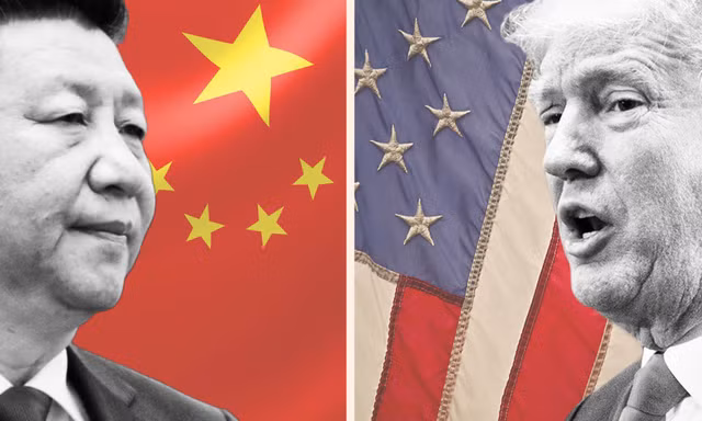 Tổng thống Mỹ Donald Trump (phải) nói ông và Chủ tịch Trung Quốc Tập Cận Bình sẽ gặp và ký thỏa thuận giai đoạn một Ảnh: FT