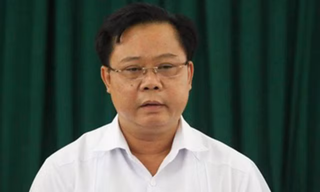 Kiểm điểm bí thư, cảnh cáo phó chủ tịch tỉnh Sơn La