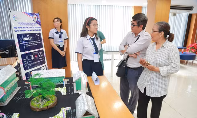  Chung kết cuộc thi Sáng tạo dành cho Thanh thiếu nhi TP. HCM lần 18