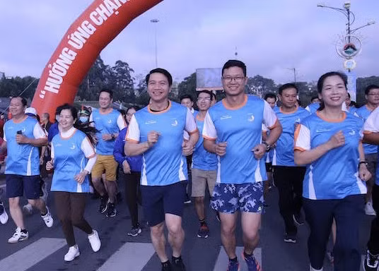 Tăng cường vận động thể chất cho thanh niên Việt Nam