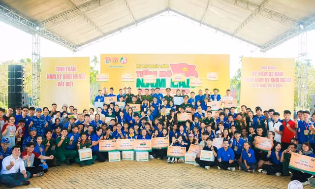 Nhiều hoạt động về nguồn của tuổi trẻ TP. HCM tại Hội trại 'Tiếng mõ Nam Lân' năm 2023