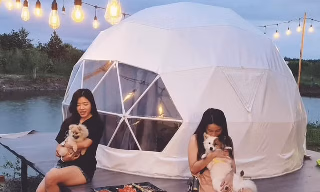 Bạn trẻ Sài Gòn tìm về những khu vùng ven thành phố để cắm trại