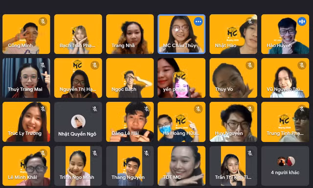 Nhắn gửi yêu thương qua dự án radio “Giữa lòng đại dịch”
