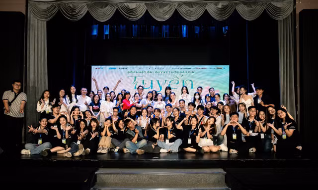 Sinh viên tổ chức đêm nhạc gây quỹ để ủng hộ cho Làng trẻ em SOS 