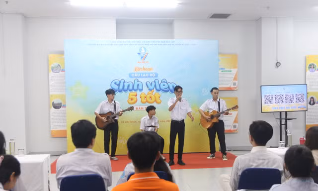 Liên hoan Câu lạc bộ 'Sinh viên 5 tốt': Quy tụ và gắn kết sinh viên TP. HCM