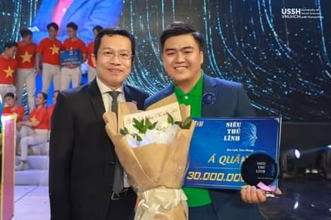 Sinh viên Nhân Văn trở thành Á quân 'Siêu thủ lĩnh'