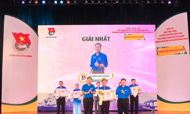 Thủ lĩnh báo cáo viên, tuyên truyền giỏi của trường ĐH Sư phạm TP. HCM