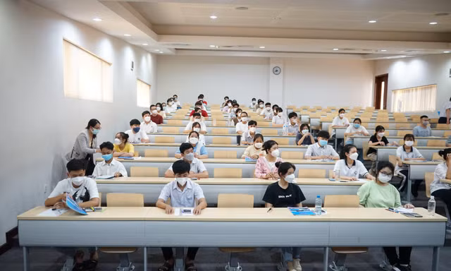 Nhiều trường ĐH phía Nam công bố mức điểm sàn từ Kỳ thi Đánh giá năng lực