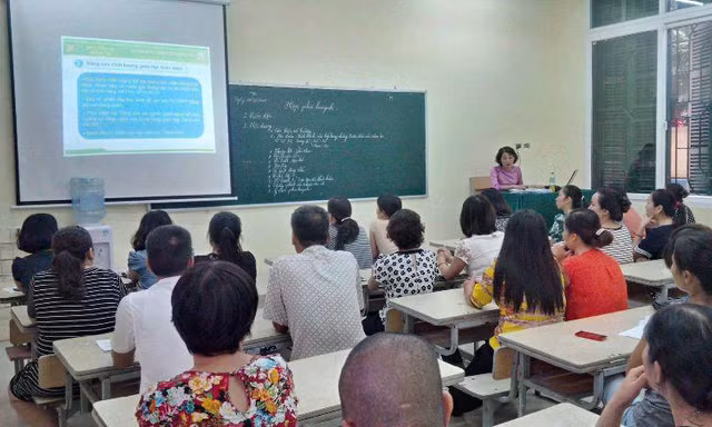 Các khoản thu thường được công bố trong buổi họp phụ huynh đầu năm học. Ảnh minh họa: SK&ĐS