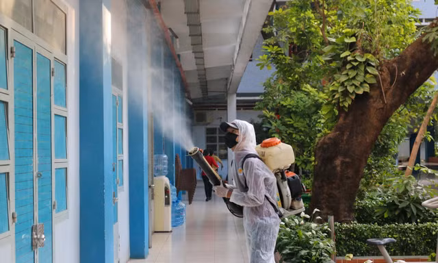Nhiều trường học ở TPHCM đã được bàn giao để khử khuẩn, cách ly sau khi kết thúc nhiệm vụ chống dịch COVID-19