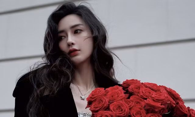 Tình thế “báo động đỏ” của Angelababy: Trở lại liên tiếp nhưng nhạt đều