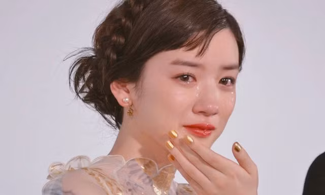 Phản hồi tin đồn “ngọc nữ” Nagano Mei ngoại tình: Chỉ là thói quen gây hiểu lầm