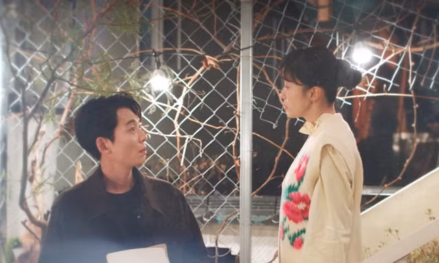 "Khóa Học Yêu Cấp Tốc" tập 8: Jung Kyung Ho bị phát hiện và bao vây vì làm gia sư riêng