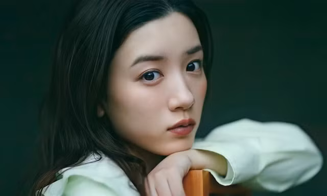 Sau nghi vấn ngoại tình, Nagano Mei “thất nghiệp” nhưng nhà trai vẫn “đắt sô”