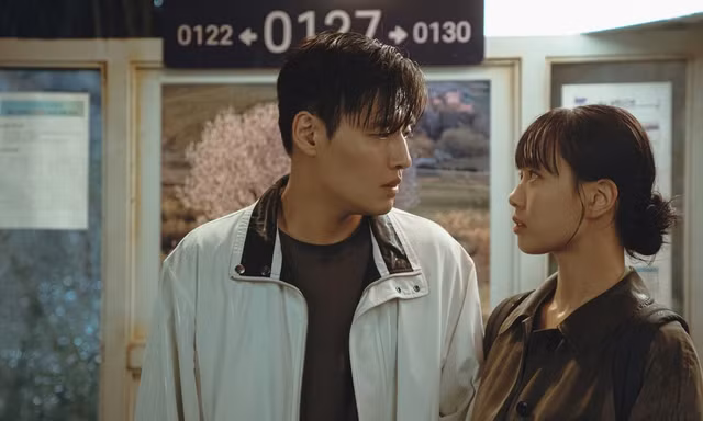 Mỹ Vị Yêu Đương tập 2: Beom Woo - Yeon Joo cãi nhau rồi làm lành nhờ túi bột ớt